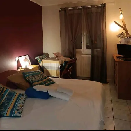 منزل للإقامة Les Delices De Cathou *